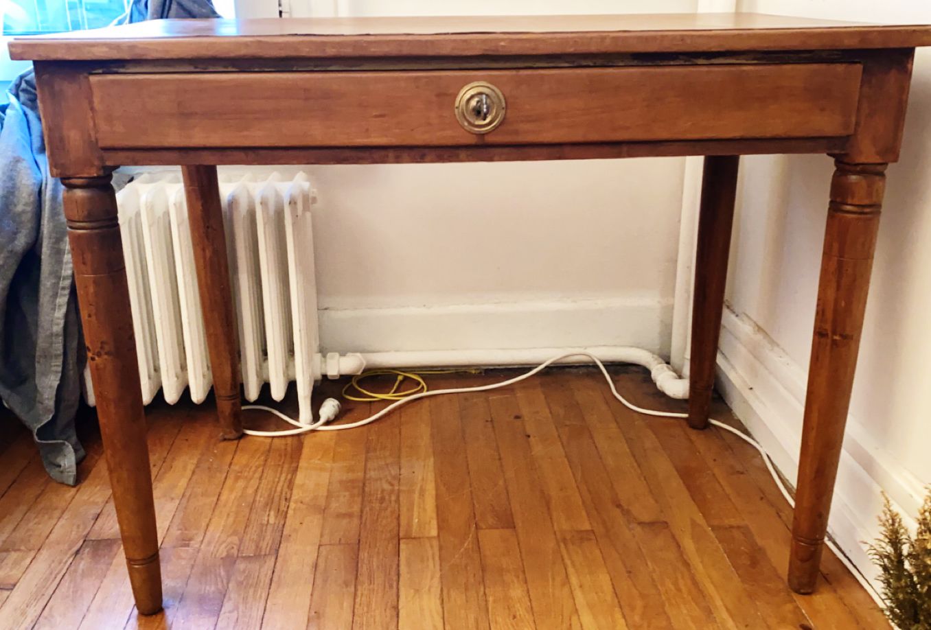 Petit Bureau Empire
