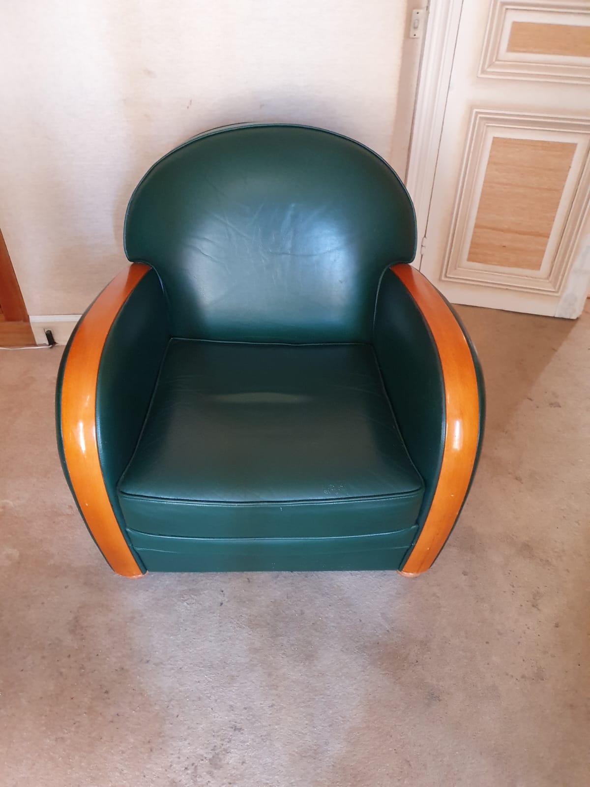 Paire de Fauteuil Anglais cuir vert et bois – Image 3
