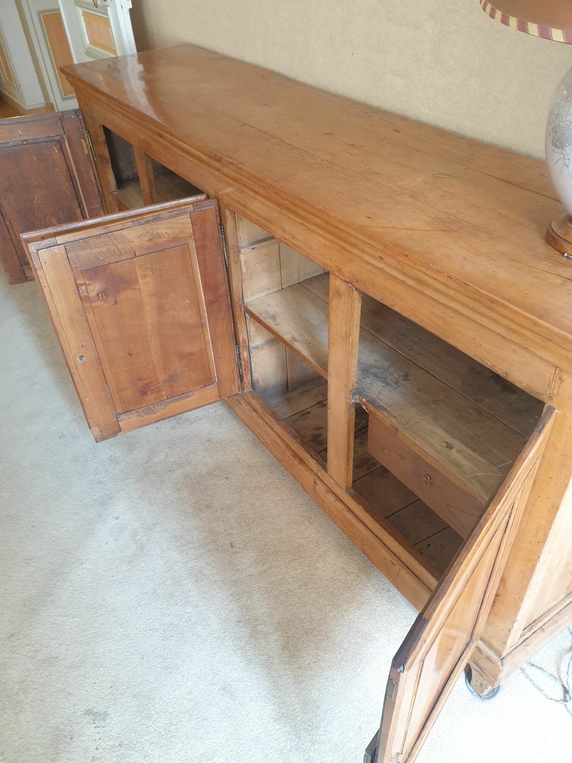Grand buffet / vaisselier de ferme – Image 6