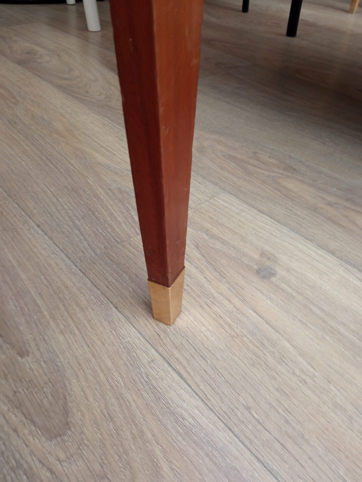 table de nuit vintage pieds compas. – Image 4