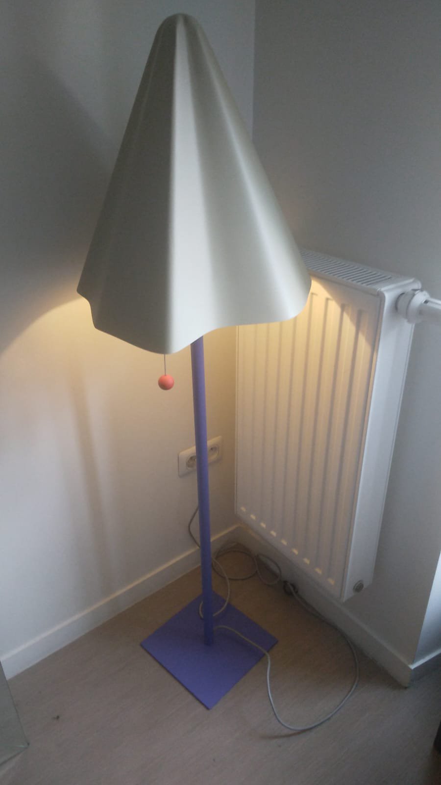 Lampe sur pied Broste Copenhagen Skirt – Image 2