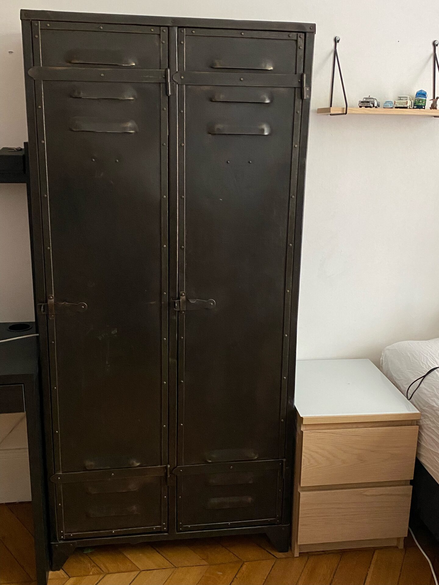 Armoire en métal 2 portes – Image 5