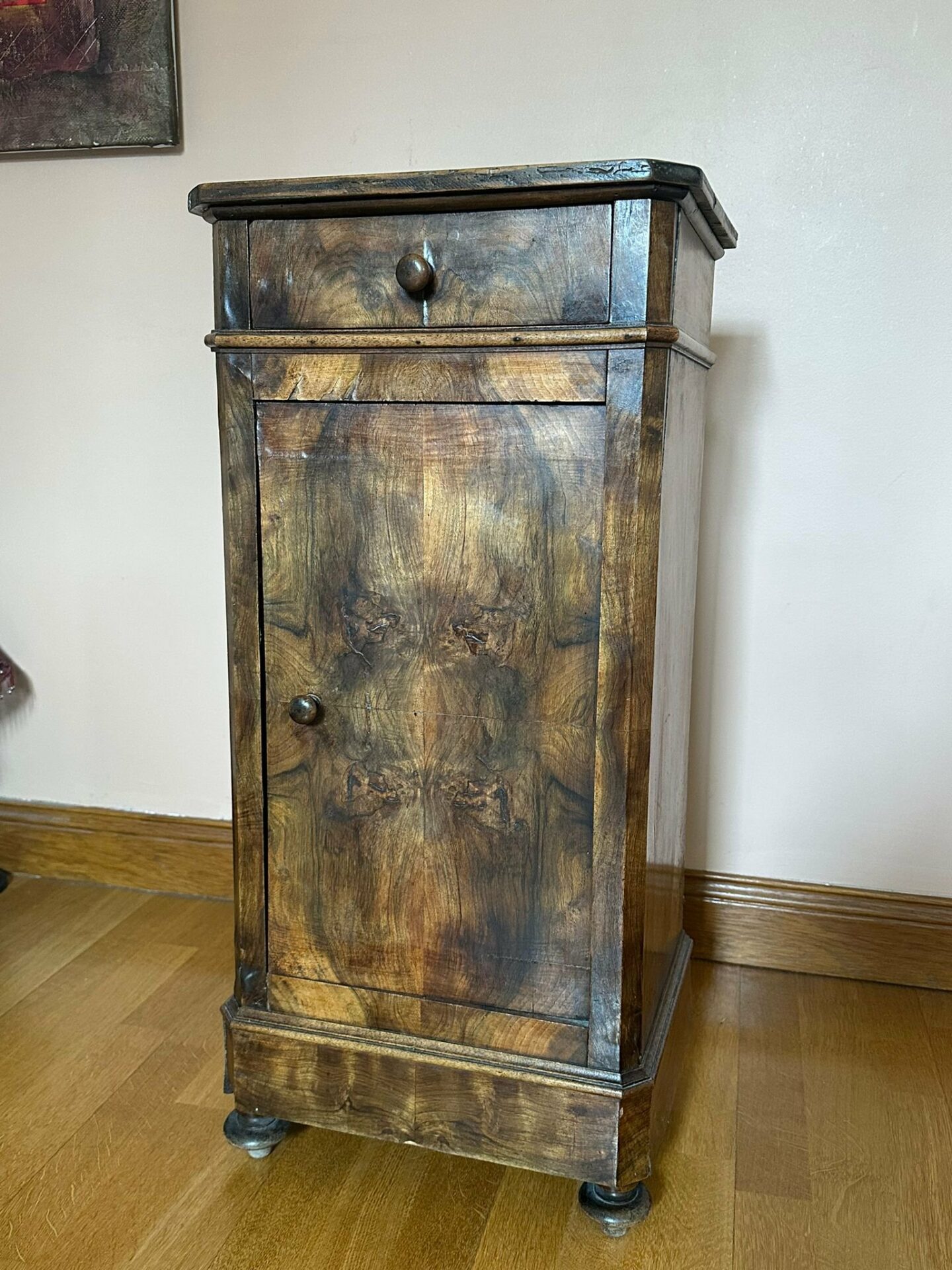 table de nuit ancienne en bois – Image 4