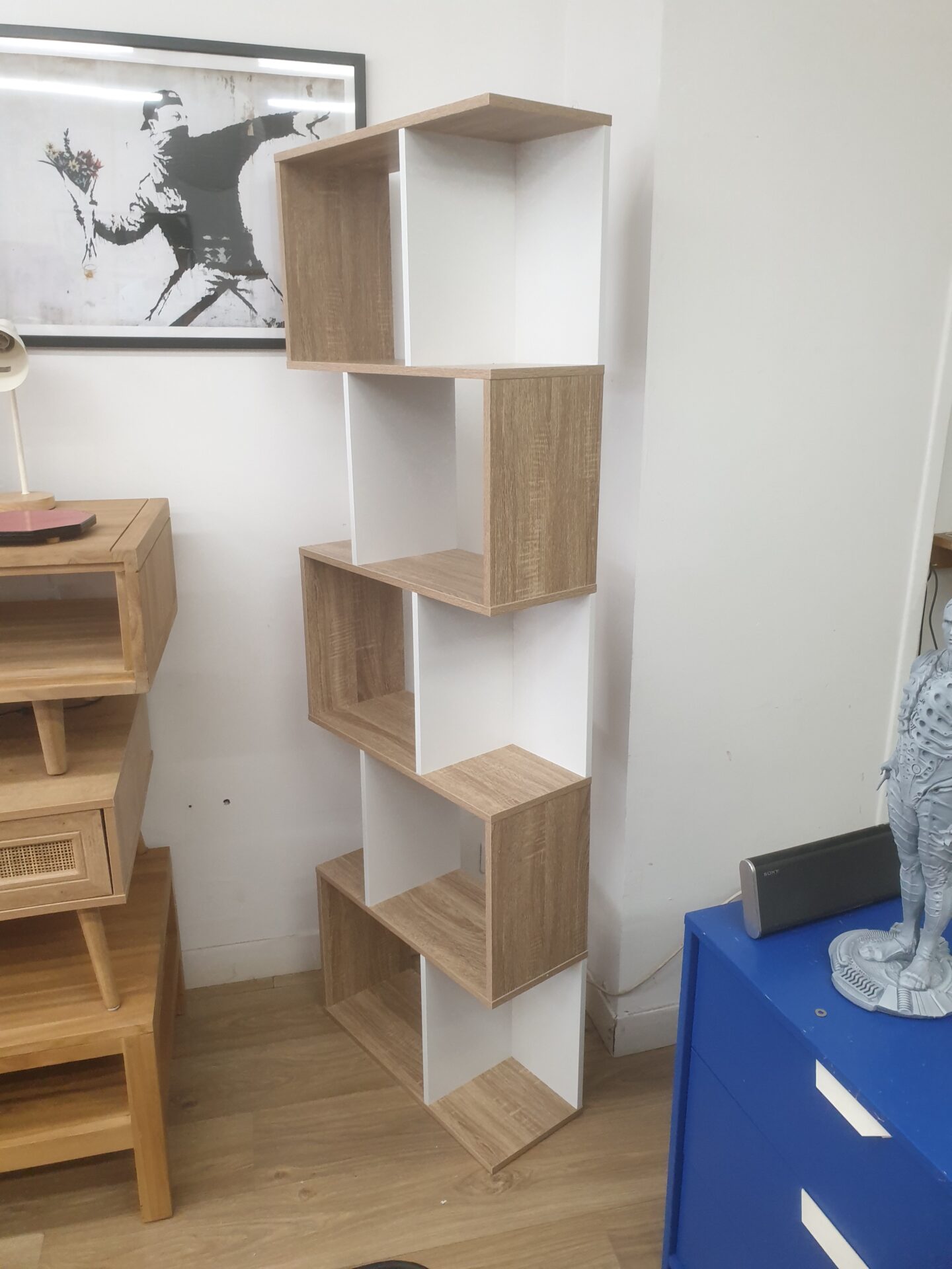 étagère de rangement couleur blanche et bois – Image 5
