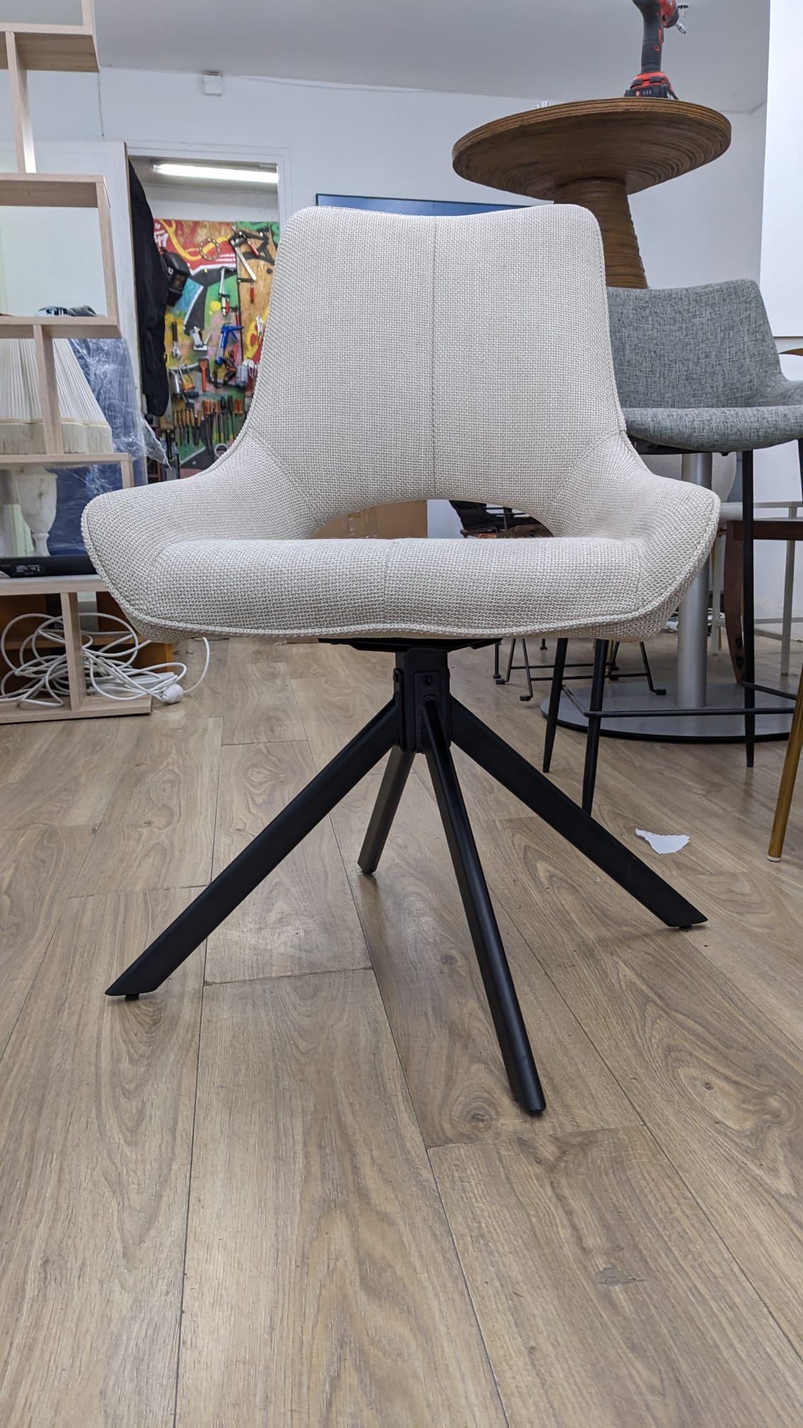 Chaise de bureau rotative MONTCLAR – Image 2