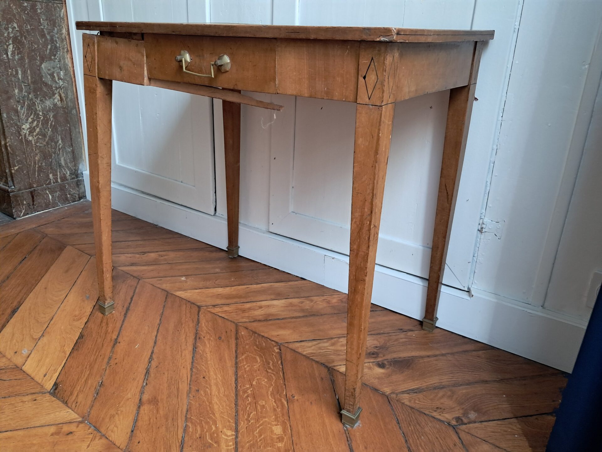 Table en bois – Image 3