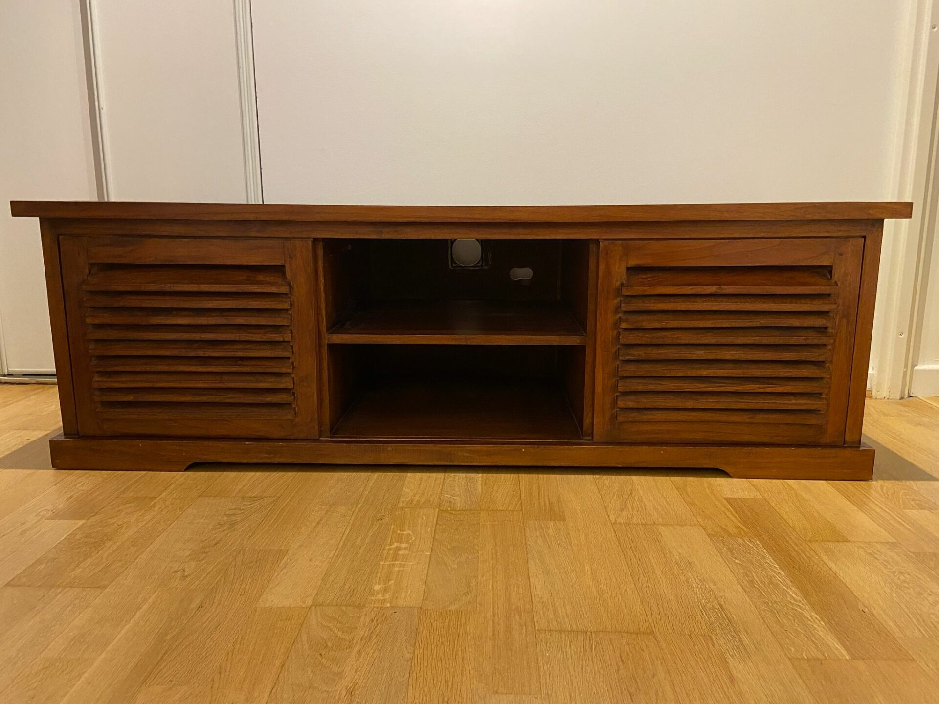 Meuble TV / Hifi en bois exotique – Image 2