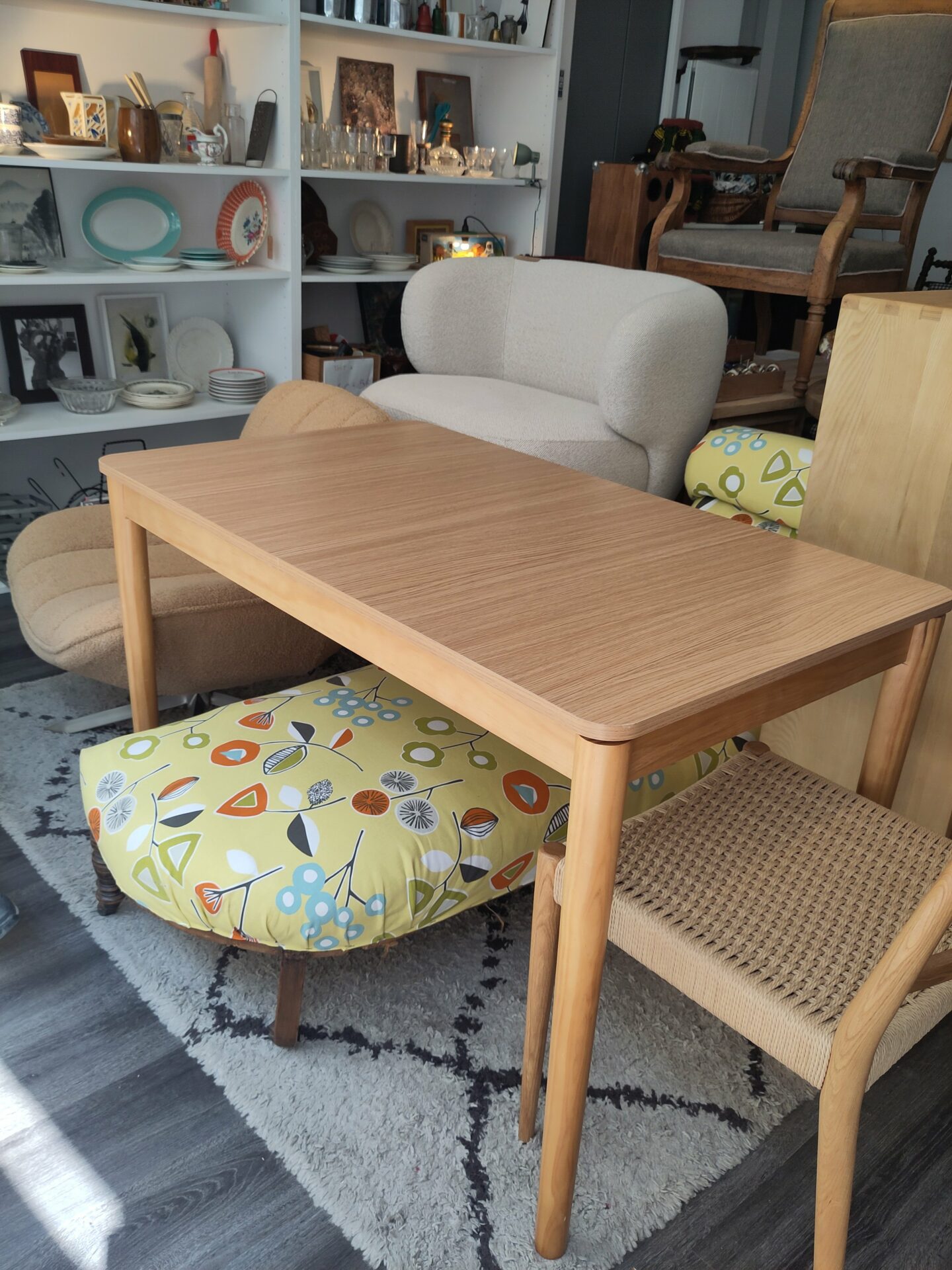 Table extensible PEDRO en bois clair – Image 2