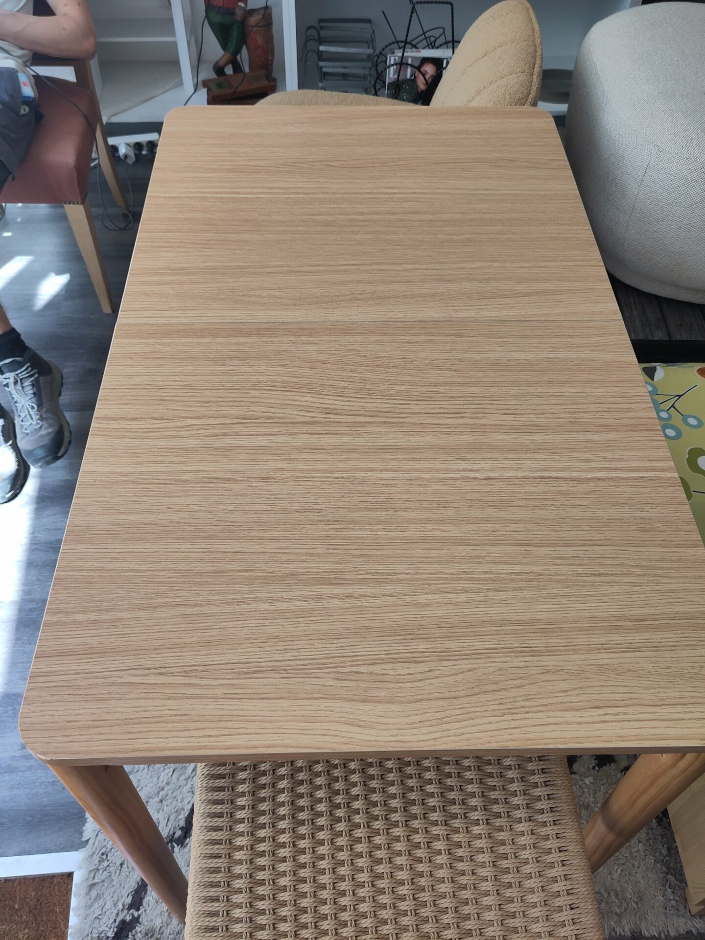 Table extensible PEDRO en bois clair – Image 3