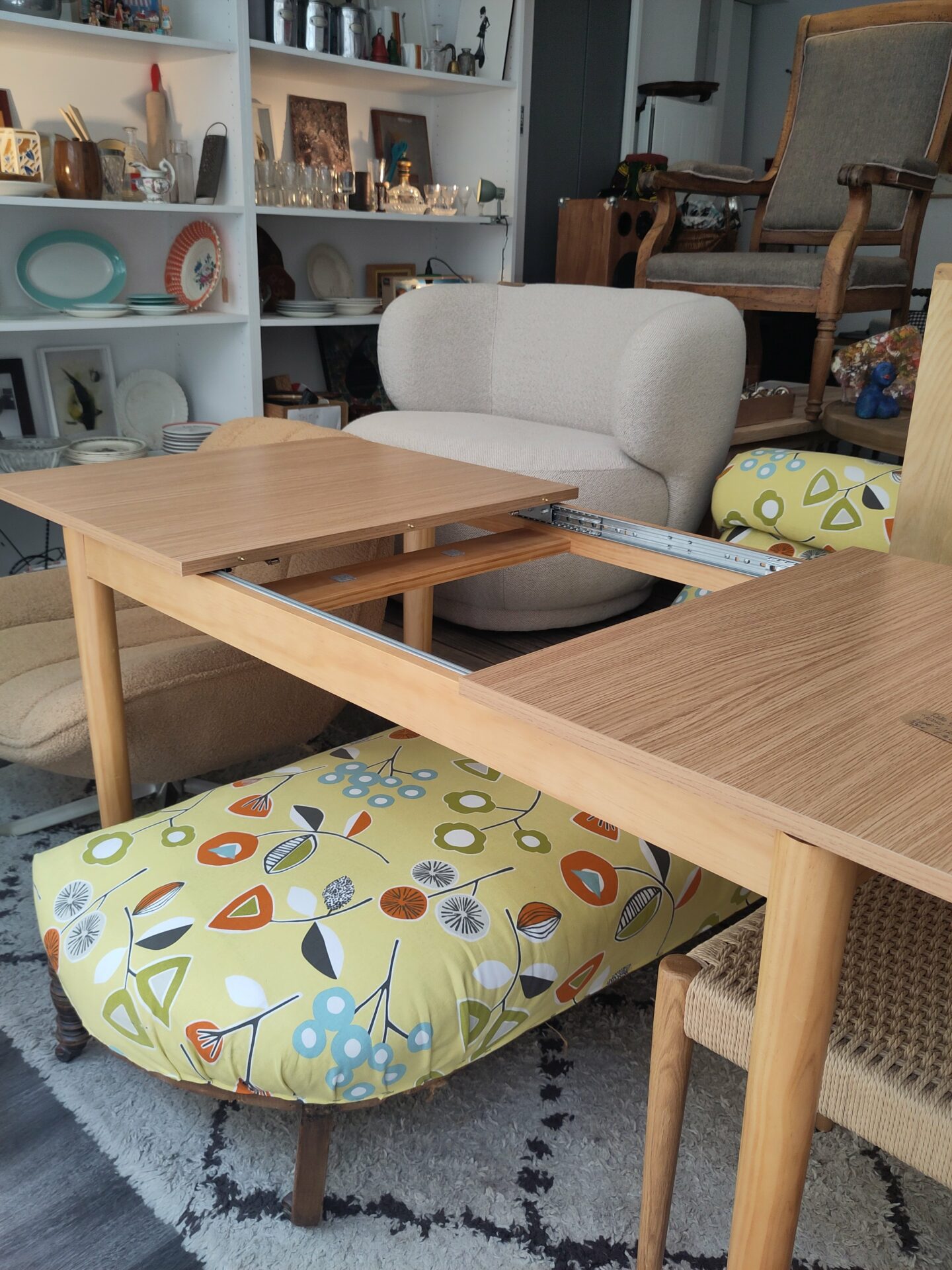 Table extensible PEDRO en bois clair – Image 4