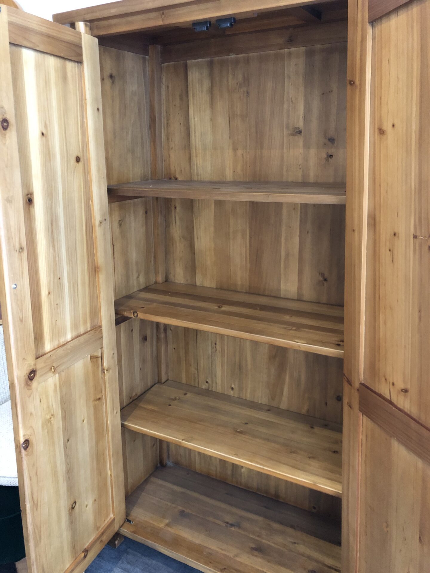 Armoire YUKI en pin massif recyclé – Image 7