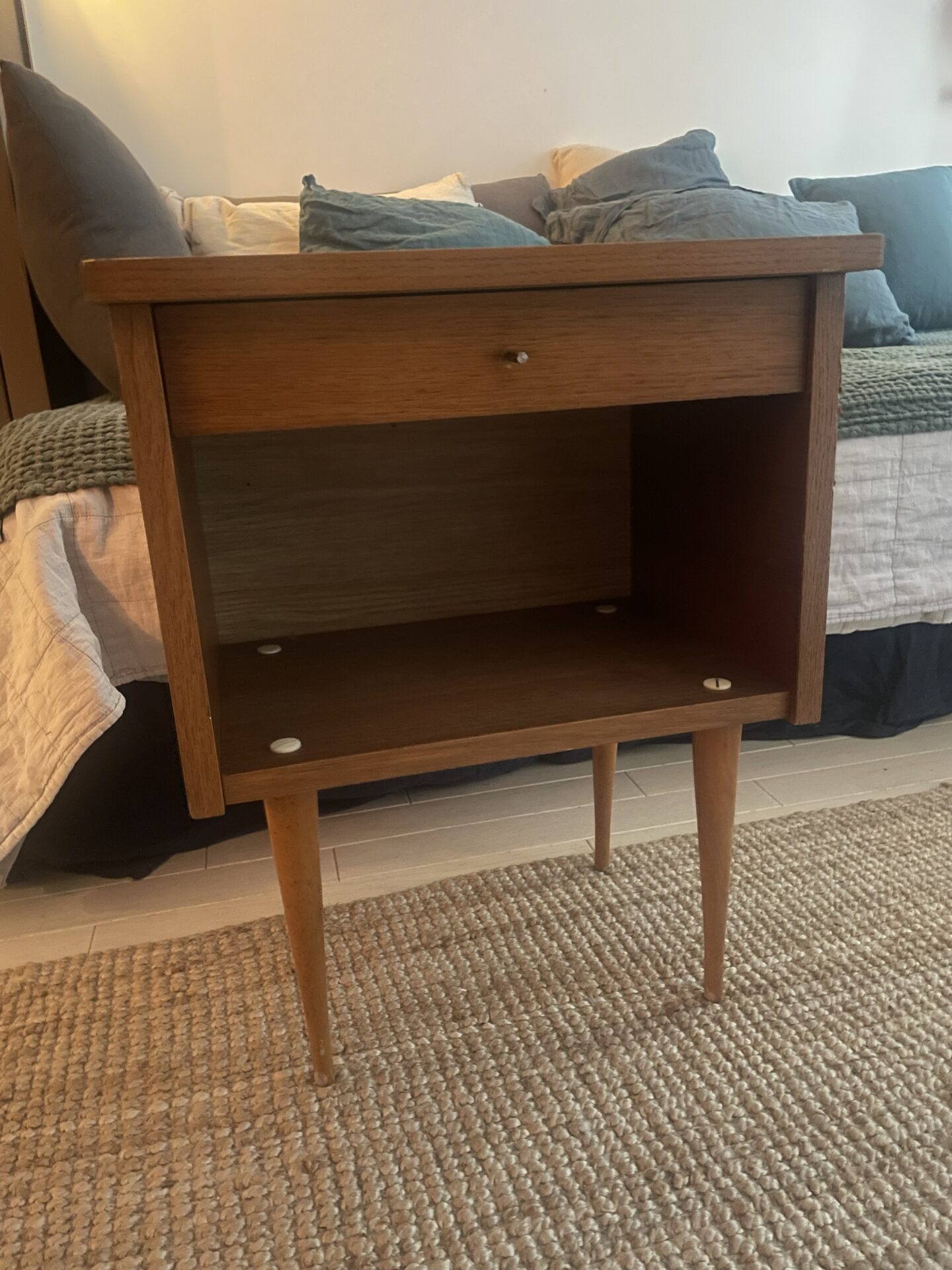 Table de chevet vintage – Image 7