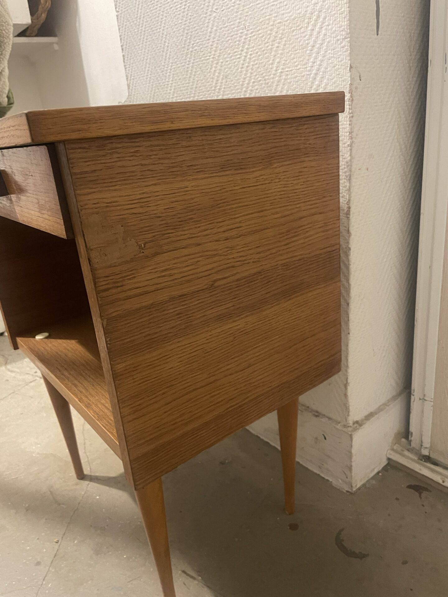 Table de chevet vintage – Image 3