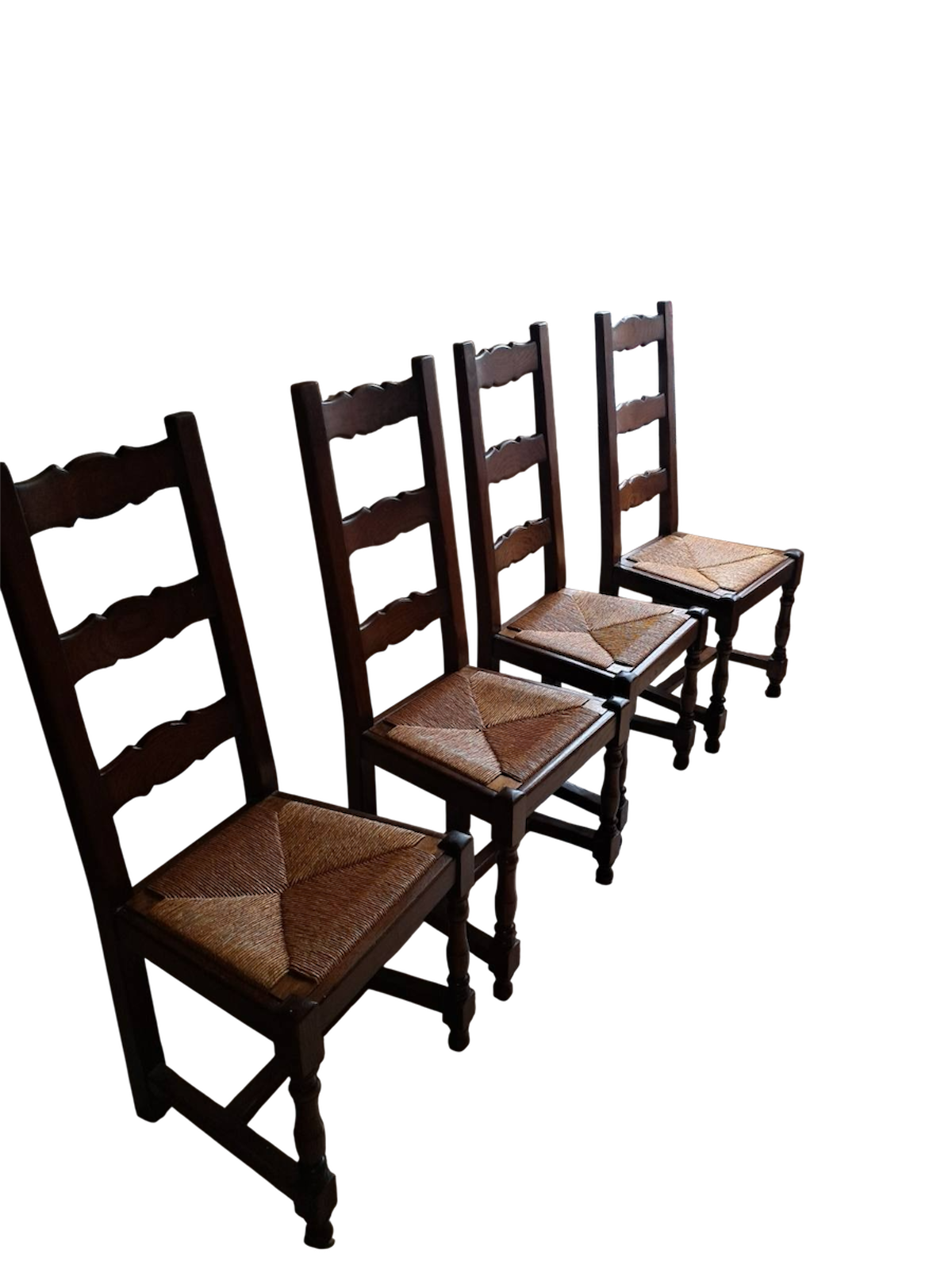 4 chaises en bois et paille