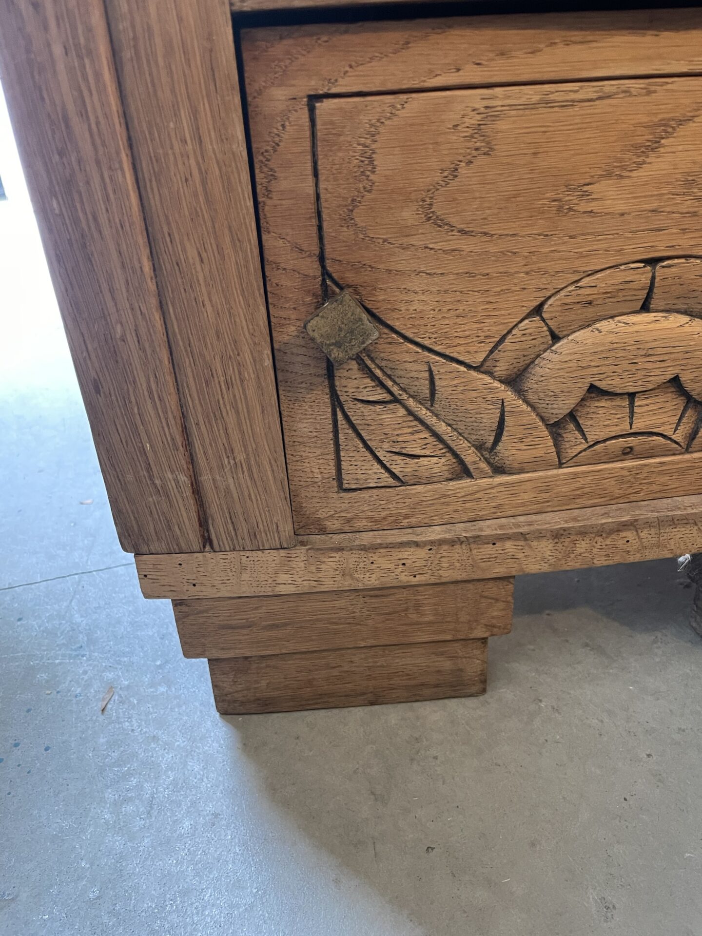 Table de chevet Art Déco – Image 5
